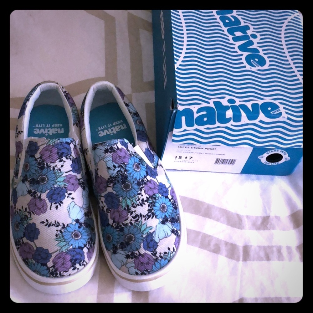 NW Box, Native slip-ons